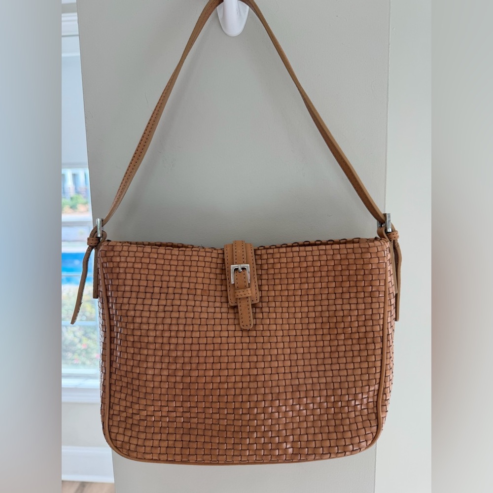 Ann Taylor Elegant Tan Woven Shoulder Bag - Picture 2 of 4